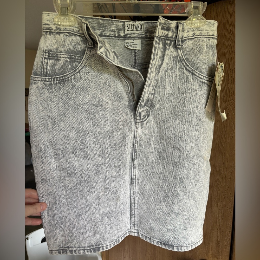 Vintage 90s Stefano 100% denim skirt size 6 perfect condition
